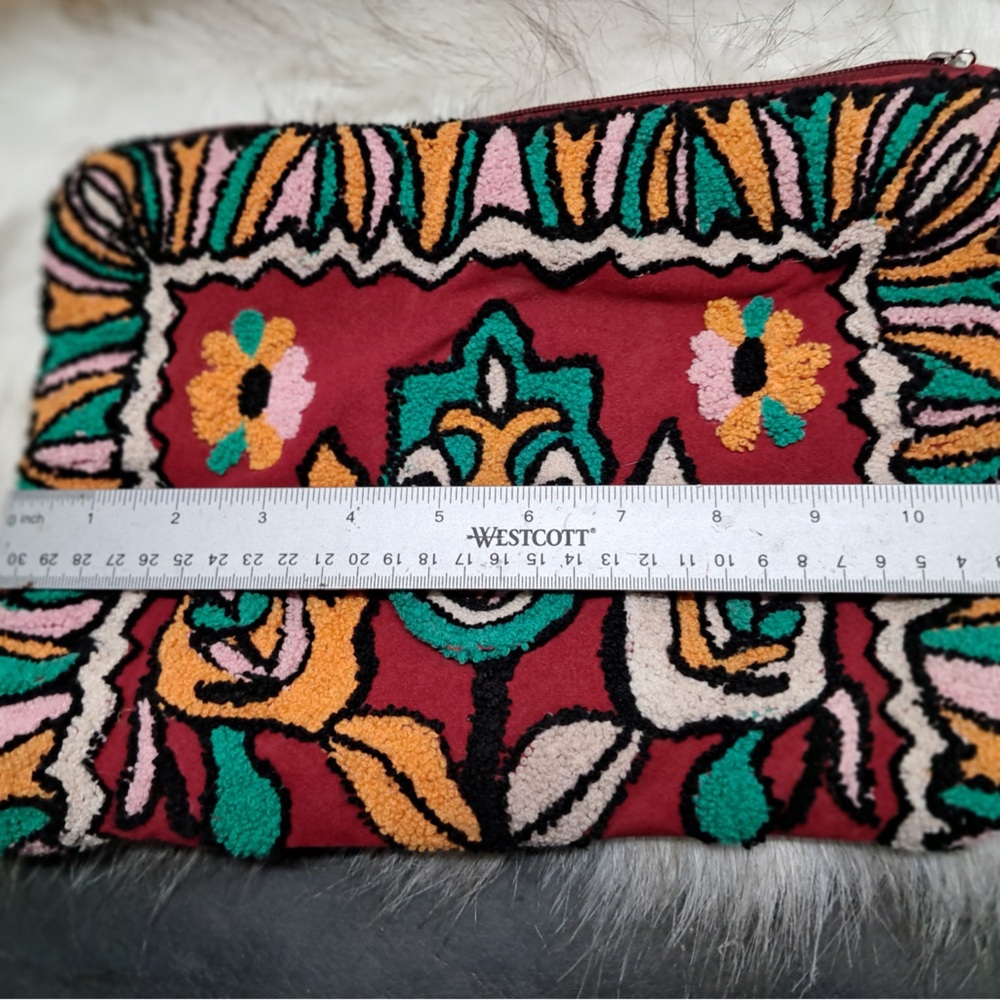 Floral Embroidered Cosmetic Bag